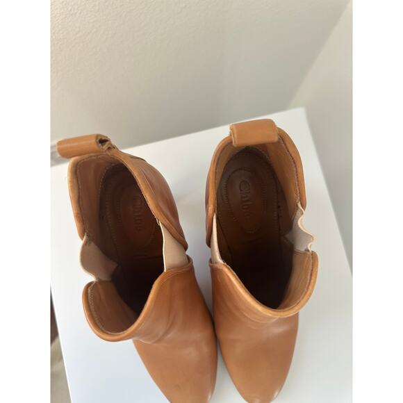 Chloe Tan Brown Leather Heeled Chelsea Ankle Booties Size 38 / US 7-7.5 - Picture 3 of 8